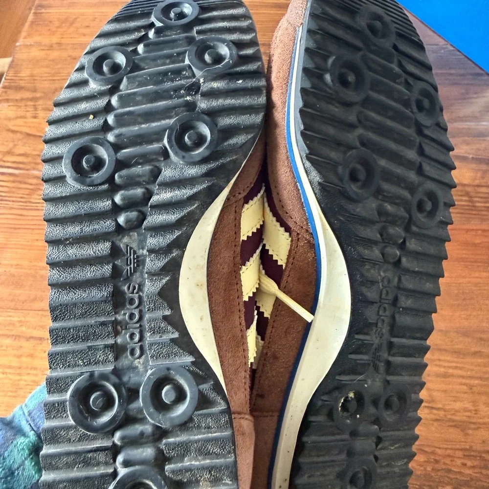 Adidas SL72 OG Shoes 

Maroon / Almost Yellow / Preloved Brown - Picture 6 of 6